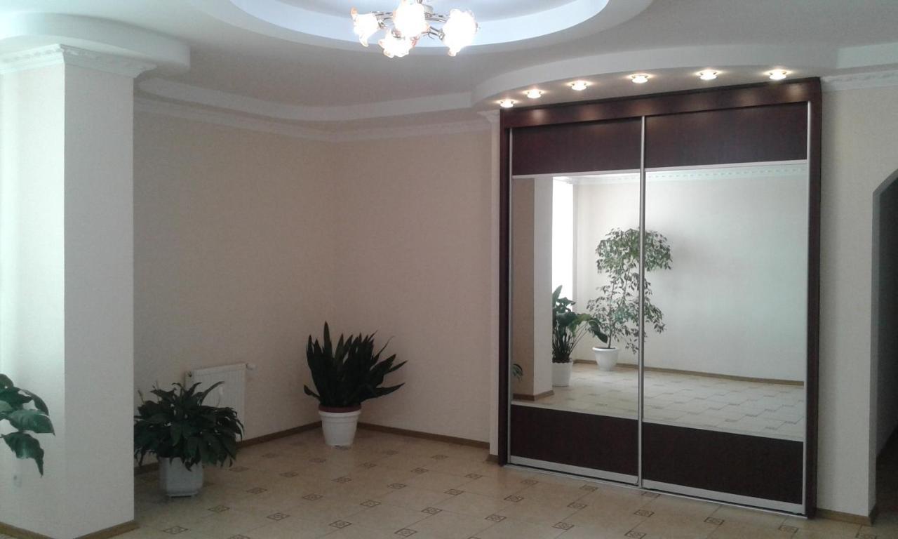 Vershnyk Cherkasy Ngoại thất bức ảnh