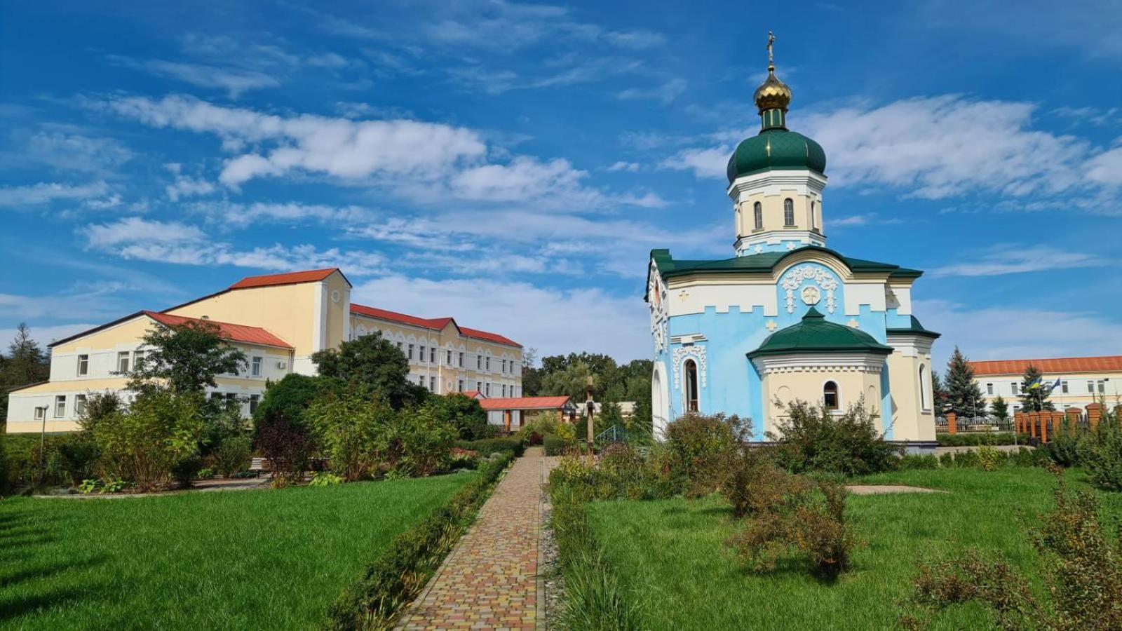 Vershnyk Cherkasy Ngoại thất bức ảnh