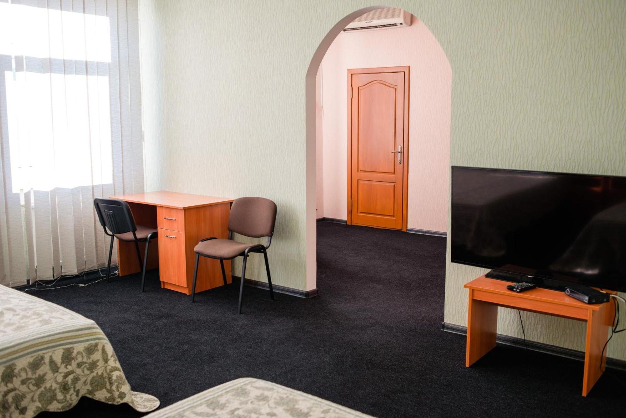 Vershnyk Cherkasy Ngoại thất bức ảnh