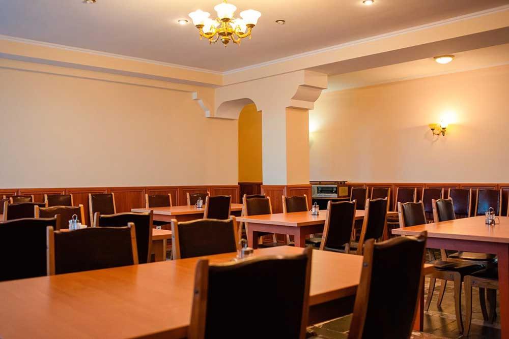 Vershnyk Cherkasy Ngoại thất bức ảnh