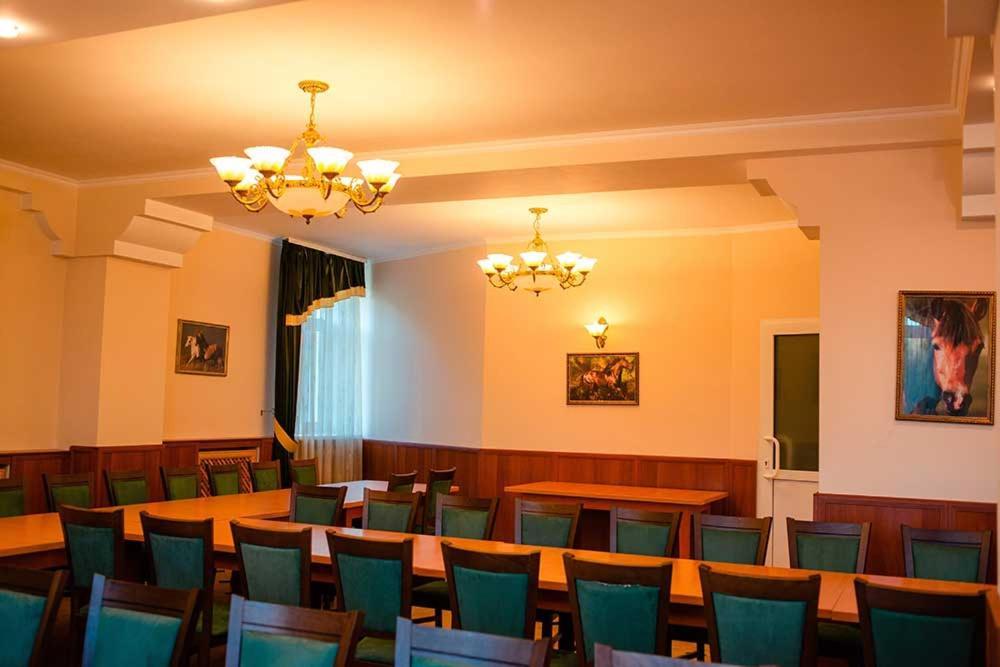 Vershnyk Cherkasy Ngoại thất bức ảnh