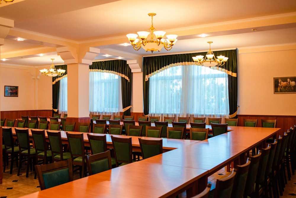 Vershnyk Cherkasy Ngoại thất bức ảnh